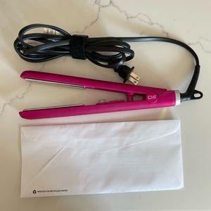 EUC Chi Mini flat iron hair straightener